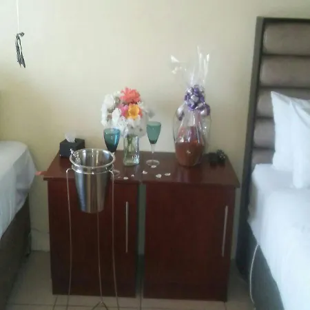 Lekoa And Trading Bed & Breakfast Vanderbijlpark